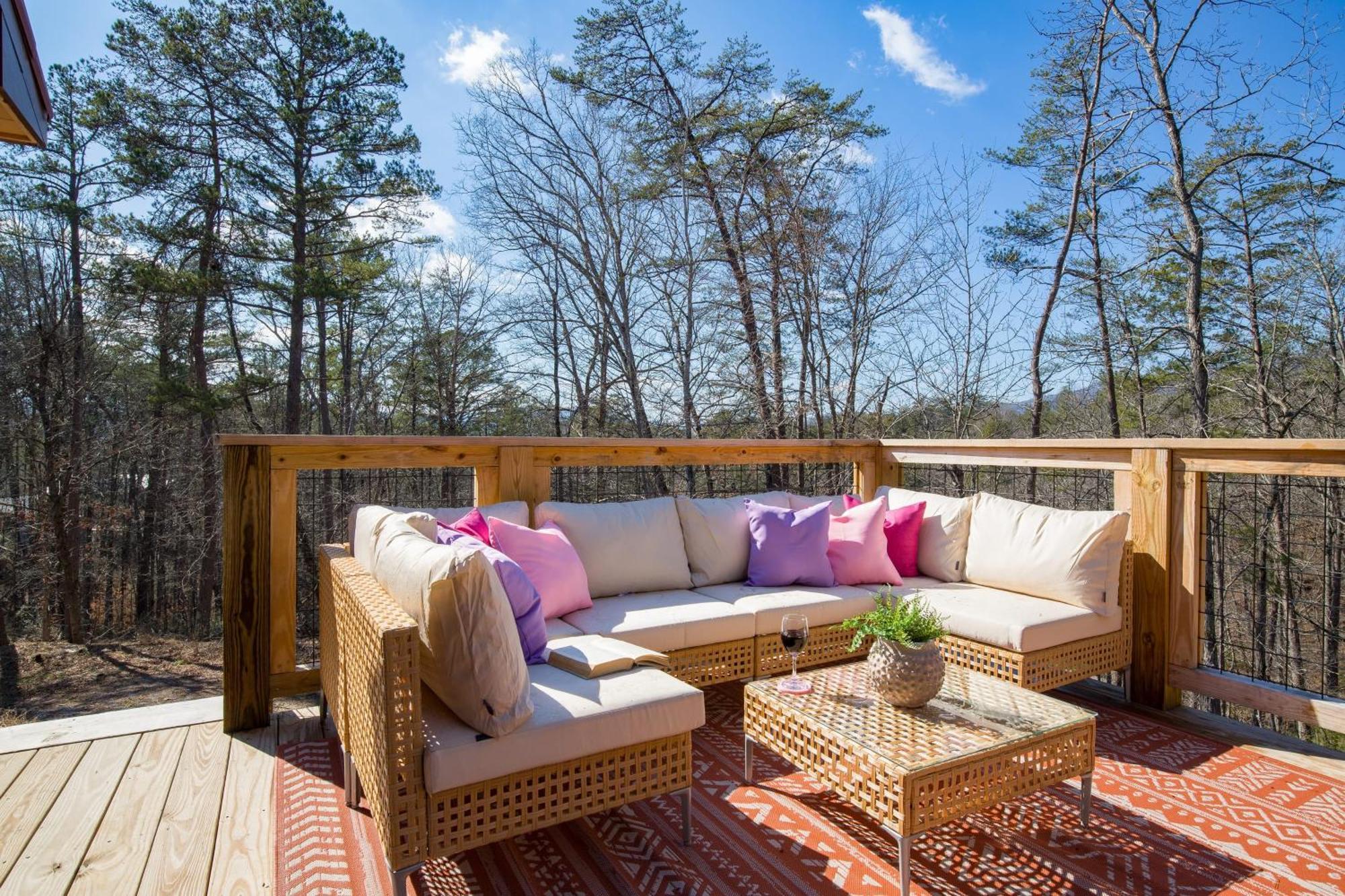 Holiday home Pink Pines Avantstay Luxury Aesthetic Dream Indoor Pool Hot Tub Pigeon Forge