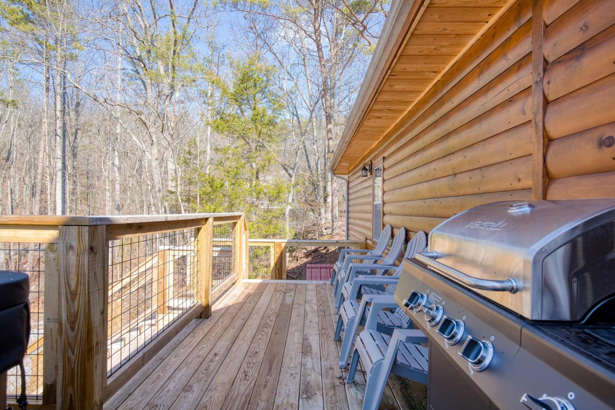 Holiday home Pink Pines Avantstay Luxury Aesthetic Dream Indoor Pool Hot Tub Pigeon Forge